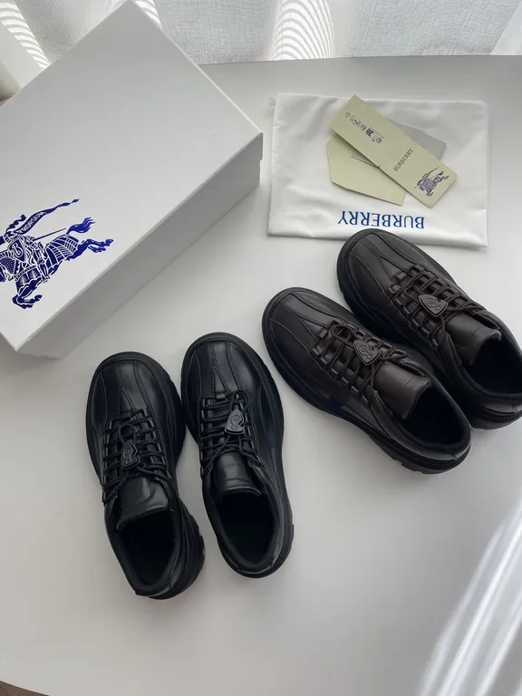 Burberry Shoe 